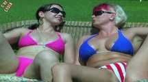 9 HOLE LESBIANS