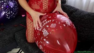 various poppings by fingernails, butt and knees